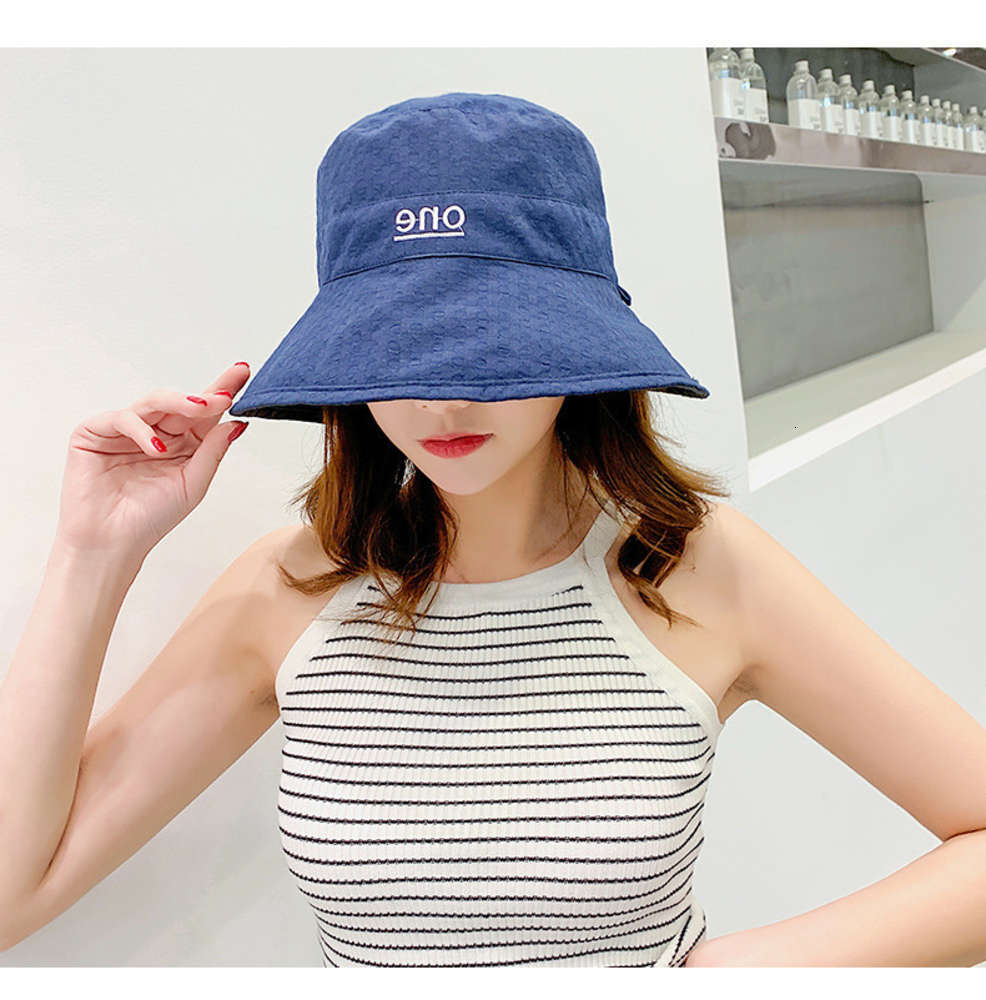 Sun hat Fisherman's female summer literature and Art Korean double sided ultraviolet sun hat round face student versatile, Blue;gray
Sun hat Fisherman's female summer literature and Art Korean double sided ultraviolet sun hat round face student versatile, Blue;gray