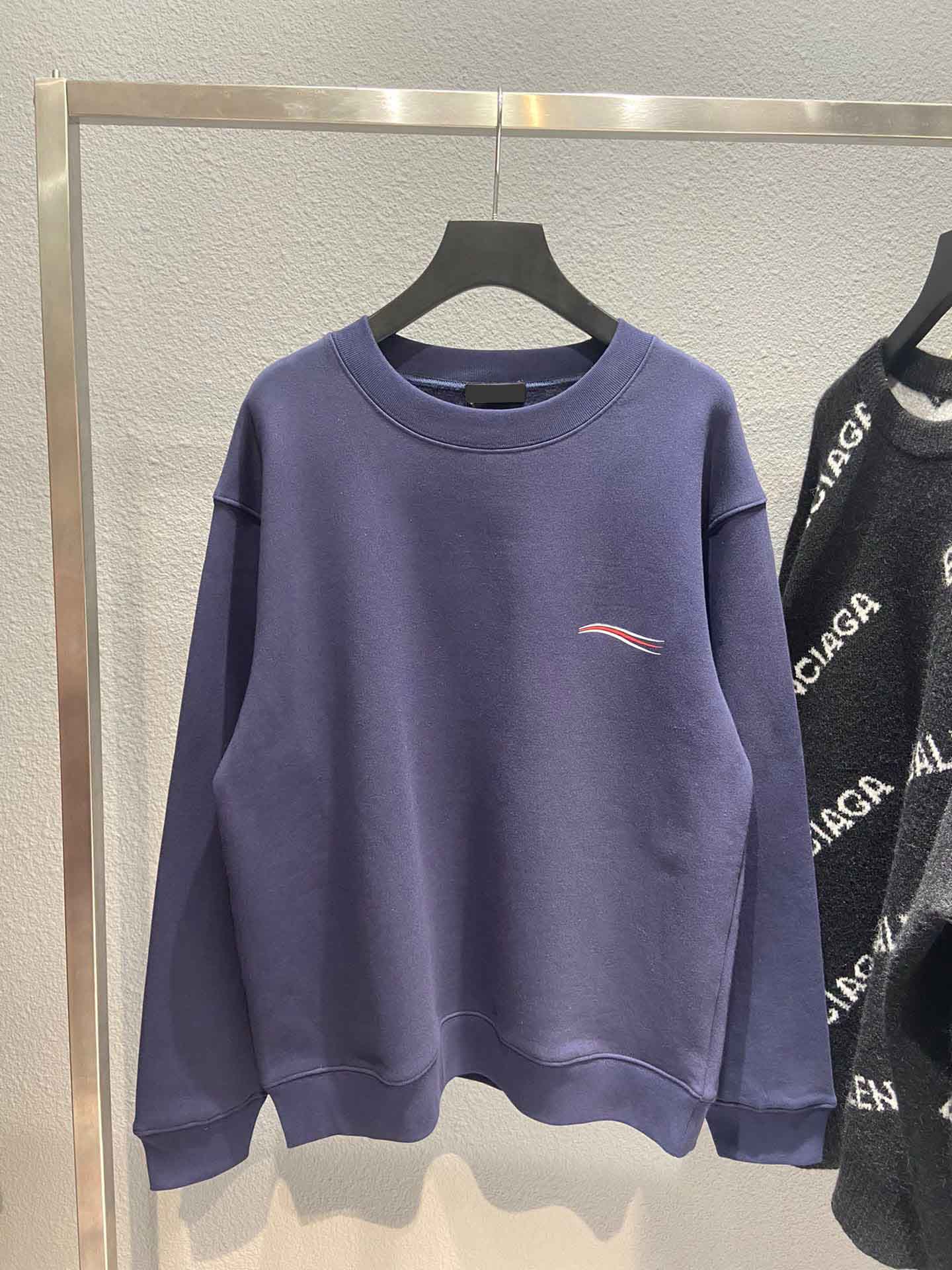 Fashion Sweatshirts Women Men's hooded jacket Students casual fleece tops clothes Unisex Hoodies coat T-Shirts vwre
Fashion Sweatshirts Women Men's hooded jacket Students casual fleece tops clothes Unisex Hoodies coat T-Shirts vwre