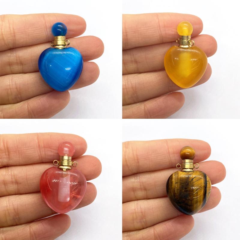 Charms Essential Oil Perfume Bottle Pendant Love Heart-shaped Natural Stone Black Agate For Handmade Charm Necklace, Bronze;silver
Charms Essential Oil Perfume Bottle Pendant Love Heart-shaped Natural Stone Black Agate For Handmade Charm Necklace, Bronze;silver