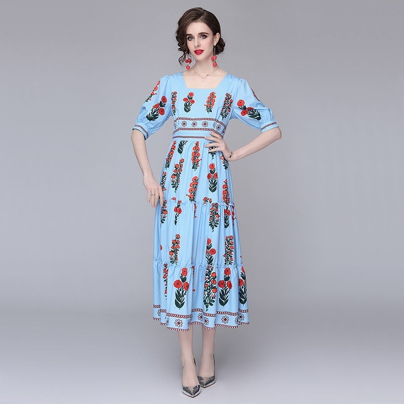 Banulin Summer Fashion Runway Floral Dress Women Short sleeve Print Holiday Elegant Blue Midi Robe 210603
Banulin Summer Fashion Runway Floral Dress Women Short sleeve Print Holiday Elegant Blue Midi Robe 210603