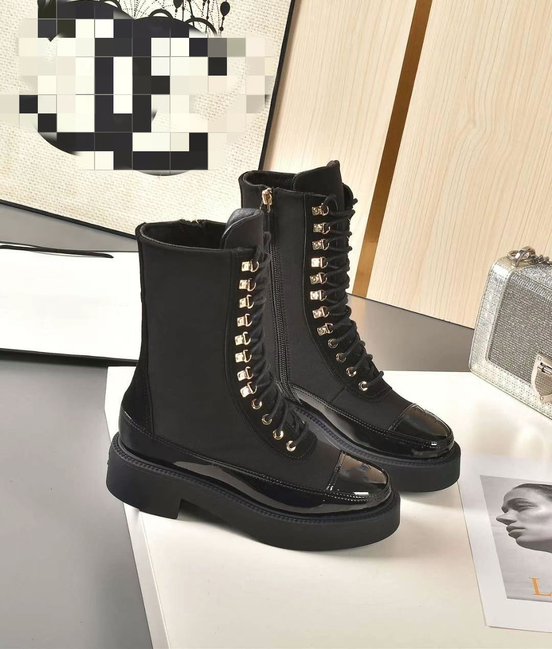 Women Boots Retro Thick-soled Martin Boot Women's 2021 Short Booties Color Matching Lace-up, Box
Women Boots Retro Thick-soled Martin Boot Women's 2021 Short Booties Color Matching Lace-up, Box