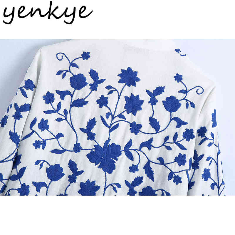 Spring Women Blue Floral Embroidery Jacket Female Long Sleeve V Neck Casual Outerwear Plus Size chaquetas Tops 210430