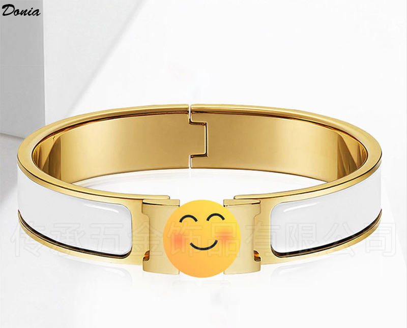 Donia jewelry luxury bangle European and American fashion classic exaggerated 12mm metal letter titanium steel bracelet designer with box
Donia jewelry luxury bangle European and American fashion classic exaggerated 12mm metal letter titanium steel bracelet designer with box