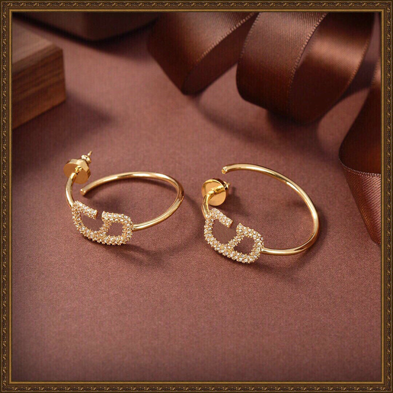 Fashion Women Jewelry Designers Studs Earrings Luxury Diamond Earrings For Womens Gold Ear Stud Simple Letter Earring Boucles D'oreilles
Fashion Women Jewelry Designers Studs Earrings Luxury Diamond Earrings For Womens Gold Ear Stud Simple Letter Earring Boucles D'oreilles