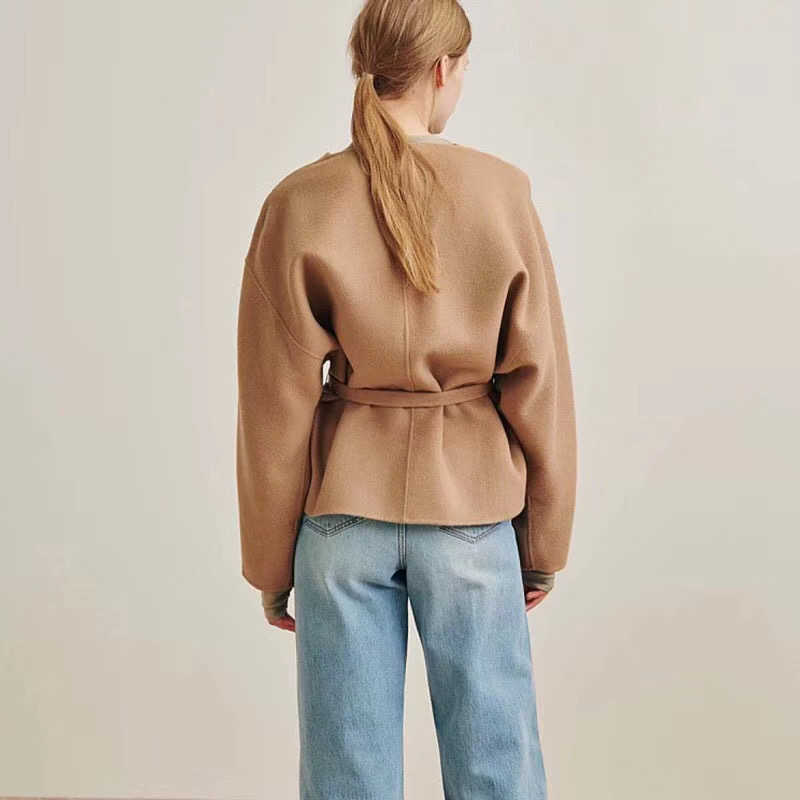 Totem* Wool coat short Cardigan Cassic ANNECY series V-neck arc si-shaped Silhouette Belted Jacket Tight Waist 210821