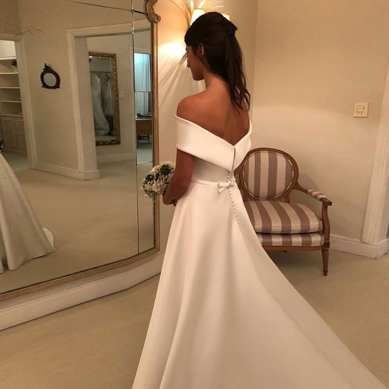 Simple Satin A Line Wedding Dress Bateau Neck Short Sleeve Boho White Bridal Gowns Robe De Mariee Vestido Plus Size Bride Dresses 2022