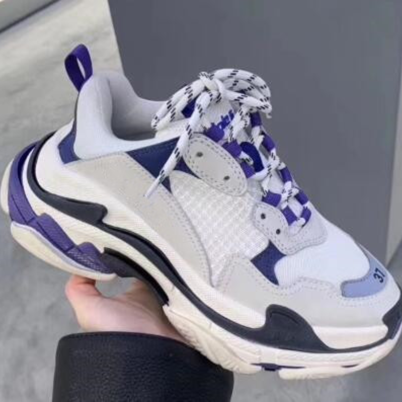Paris 17FW Fashion Luxury Designer Women Shoes Dad Shoes Triple S Sneakers for Men Women Spring Chaussures Navy Blue Orange Daddy Shoes ugbhgvfygt, Black
Paris 17FW Fashion Luxury Designer Women Shoes Dad Shoes Triple S Sneakers for Men Women Spring Chaussures Navy Blue Orange Daddy Shoes ugbhgvfygt, Black