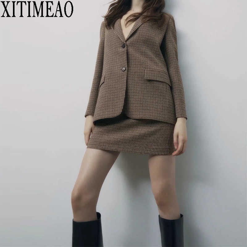 ZA Women Fashion Single Breasted Check Blazers Suit Coat Vintage Female Outerwear High Waist Skirt 2-piece Set 210602
ZA Women Fashion Single Breasted Check Blazers Suit Coat Vintage Female Outerwear High Waist Skirt 2-piece Set 210602