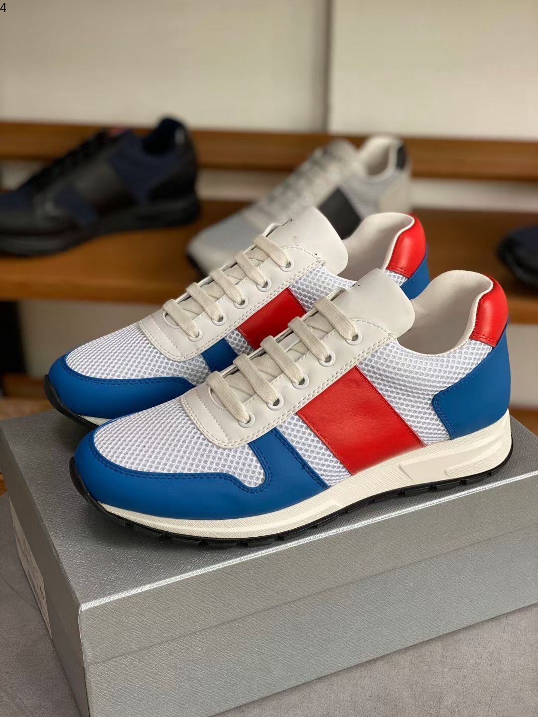 Valentin 2021 Men Fashion Casual Shoes America's Cup progettista Patent Leather and Nylon lusso Sneakers mens shoe mkjp001
Valentin 2021 Men Fashion Casual Shoes America's Cup progettista Patent Leather and Nylon lusso Sneakers mens shoe mkjp001
