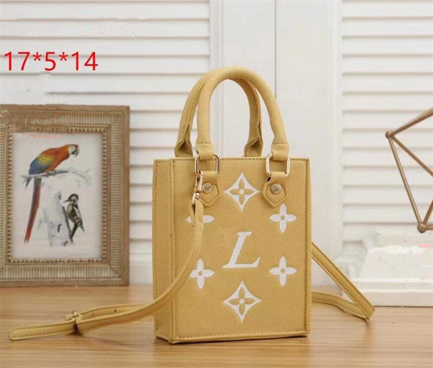 Designers Womens Handbags Purses PETIT SAC PLAT Luxury Messenger Bags With Box Genuine Leather Old Flower Pochettes Fashion ideal
Designers Womens Handbags Purses PETIT SAC PLAT Luxury Messenger Bags With Box Genuine Leather Old Flower Pochettes Fashion ideal