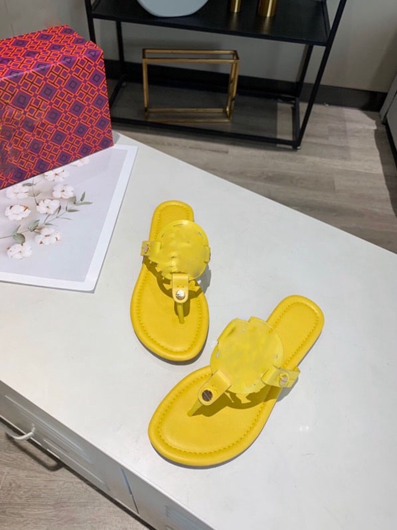 2021 style burc slippers sneakers double-layer lusso progettista sandals flat woman beach shoes outdoor travel fashion Tory slip, Black;red
2021 style burc slippers sneakers double-layer lusso progettista sandals flat woman beach shoes outdoor travel fashion Tory slip, Black;red