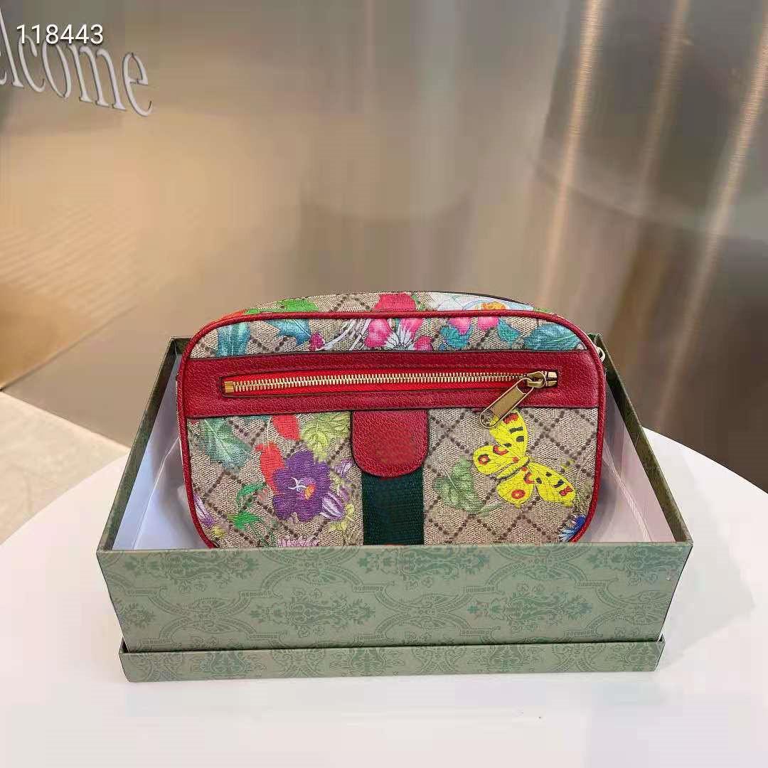 Designer's old flower fabric flower camera bag waist bag can be carried across shoulder and back.
Designer's old flower fabric flower camera bag waist bag can be carried across shoulder and back.