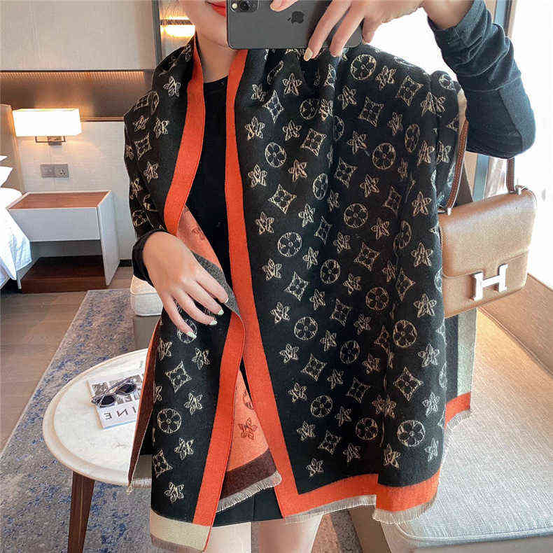 Winter Cashmere Scarf Women Design Print Pashmina Shawls and Wraps Thick Warm Female Bufanda Stoles Hijab Blanket 180*65cm
Winter Cashmere Scarf Women Design Print Pashmina Shawls and Wraps Thick Warm Female Bufanda Stoles Hijab Blanket 180*65cm