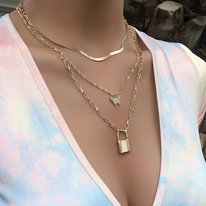 Pendant Necklaces Gold Color Choker Necklace For Women 3 Layers Butterfly Lock Chain & Pendants Velvet Chokers Fashion Jewelry
Pendant Necklaces Gold Color Choker Necklace For Women 3 Layers Butterfly Lock Chain & Pendants Velvet Chokers Fashion Jewelry