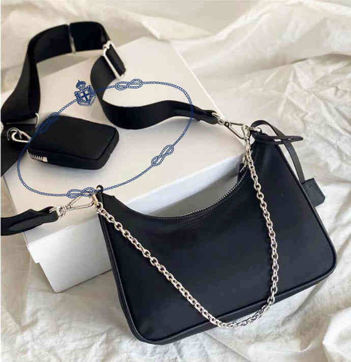 Shoulder bags designers Luxurys Ladies three-piece bag handbag Women fashion mother Nylon cossbody letter purse handbags chains wallet, Red
Shoulder bags designers Luxurys Ladies three-piece bag handbag Women fashion mother Nylon cossbody letter purse handbags chains wallet, Red