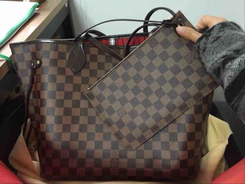 Women Handbag Shoulder Bags Shopping Bag Totes Classic Brown purse date code serial number checker tote grid flower 38, Dust bag
Women Handbag Shoulder Bags Shopping Bag Totes Classic Brown purse date code serial number checker tote grid flower 38, Dust bag