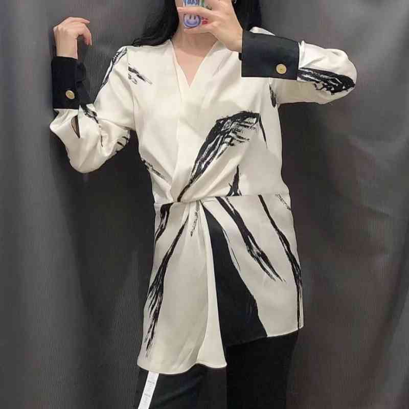 Women V-Neck Knotting Decoration Printed Shirt Femme Long Sleeve Blouse Casual Lady Loose Tops Smock Blusas S8068 210430