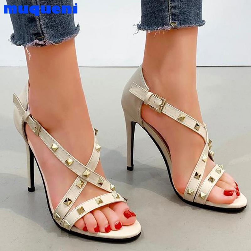 Dress Shoes 2021 Arrival Punk Style Rivets Sandals Women Genuine Leather Gladiator Cool Ladies High Heel Woman, Black
Dress Shoes 2021 Arrival Punk Style Rivets Sandals Women Genuine Leather Gladiator Cool Ladies High Heel Woman, Black