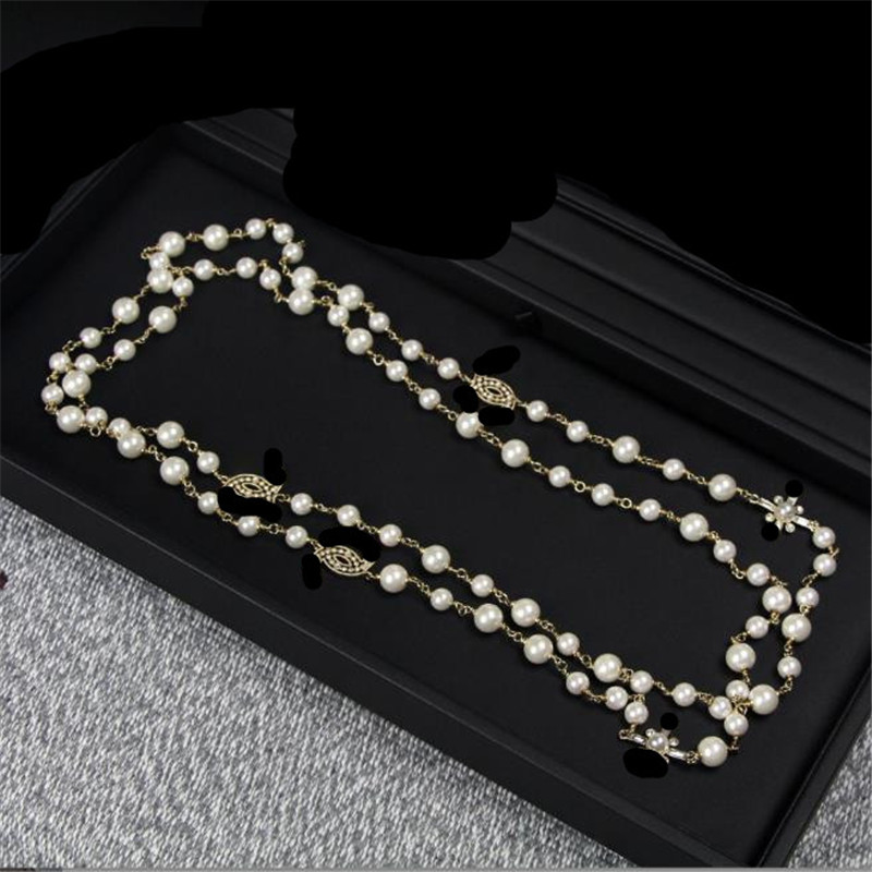 Luxury jewelry Autumn winter necklace crystal inlaid cross letter size pearl long double layer sweater chain
Luxury jewelry Autumn winter necklace crystal inlaid cross letter size pearl long double layer sweater chain