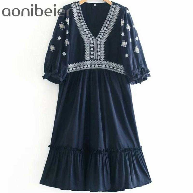 Summer Fashion Short Sleeve V Neck Women Midi Dress Embroidery High Waist Ruffles Hem Casual Female Knee Length 210604
Summer Fashion Short Sleeve V Neck Women Midi Dress Embroidery High Waist Ruffles Hem Casual Female Knee Length 210604