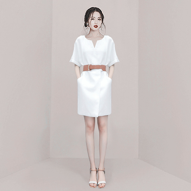 Summer Fashion European Station Women's Dress Wind Simple Short Sleeve V-neck Temperament With Belt 210506