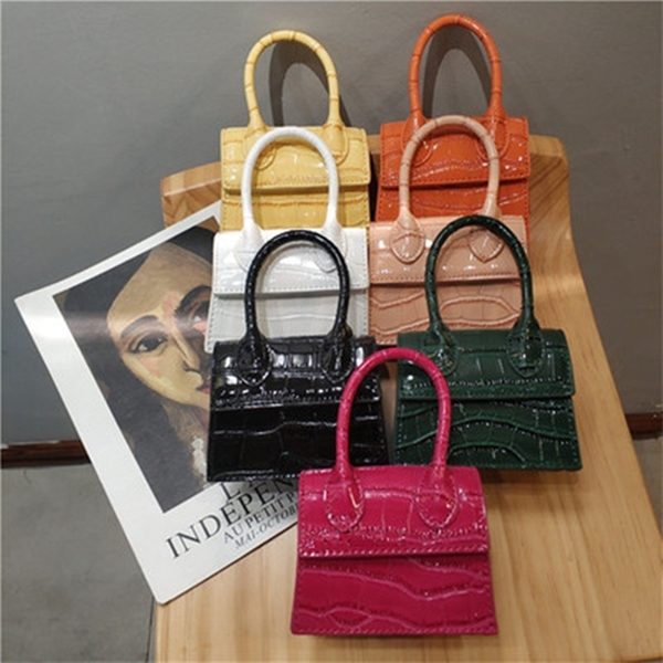 NEW Fashion Crossbody Shoulder Bag For Women 2020 Luxury Handbags Women Bags Designer PU Leather Tote Bag mini Women Handbags C0326
NEW Fashion Crossbody Shoulder Bag For Women 2020 Luxury Handbags Women Bags Designer PU Leather Tote Bag mini Women Handbags C0326