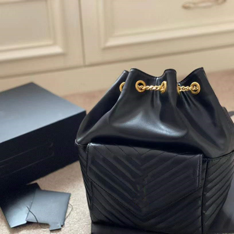Luxury Designer Pillow Bags Ladies Shoulder Bag Name Messenger Bag Woven High Quality Women Multicolor, I need see other product
Luxury Designer Pillow Bags Ladies Shoulder Bag Name Messenger Bag Woven High Quality Women Multicolor, I need see other product