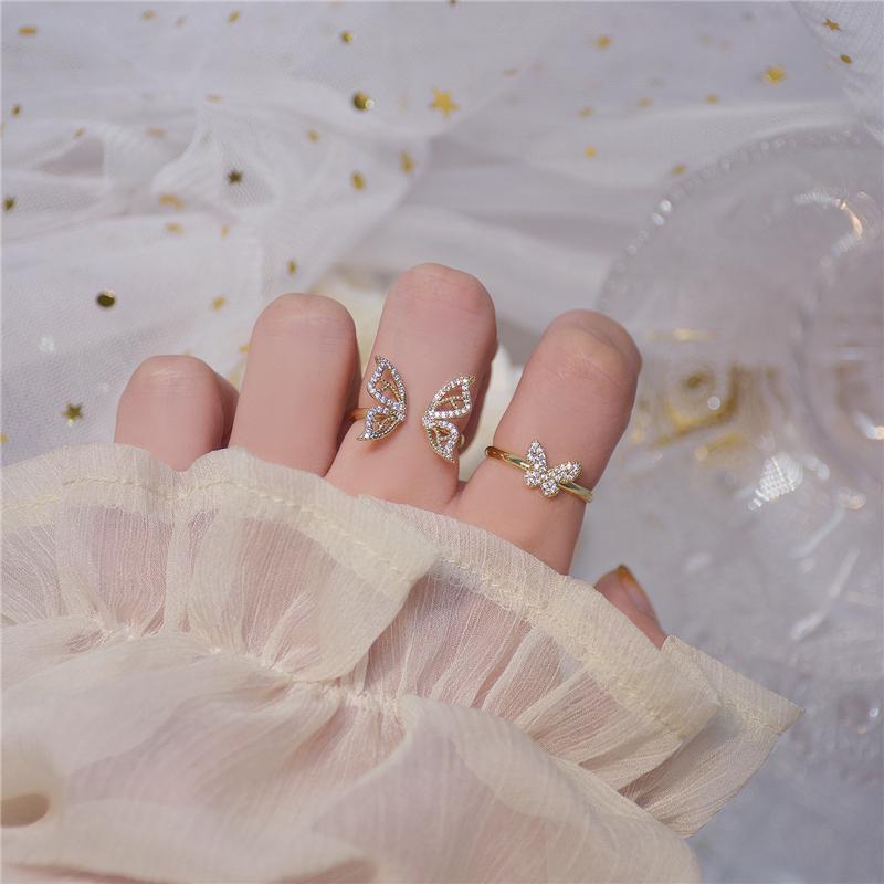 Cluster Rings Karopel Korean Gold Color Hollow Butterfly CZ Ring For Women Adjustable Open Design Pave Zirconia Wedding Jewelry
Cluster Rings Karopel Korean Gold Color Hollow Butterfly CZ Ring For Women Adjustable Open Design Pave Zirconia Wedding Jewelry