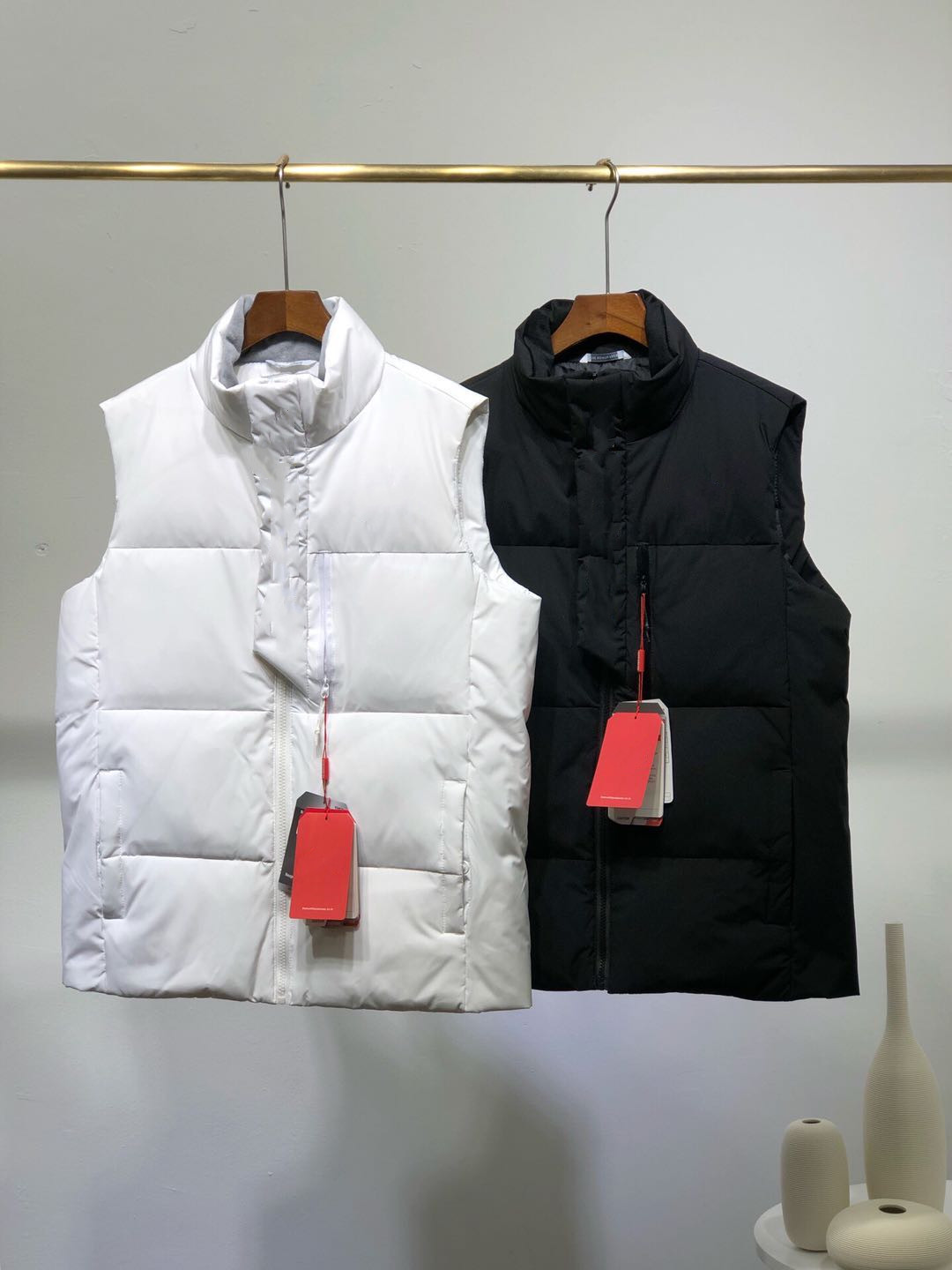 Men Vest Women Winter Down cotton Vests Heated Bodywarmer Mans Jacket coat Jumper Outdoor Warm Parka Outerwear, White
Men Vest Women Winter Down cotton Vests Heated Bodywarmer Mans Jacket coat Jumper Outdoor Warm Parka Outerwear, White