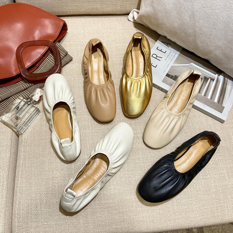 Latex egg roll shoes womens leather four seasons ballet Doudou shallow mouth square head grandma retro soft sole pregnant women comfortable, Red;white
Latex egg roll shoes womens leather four seasons ballet Doudou shallow mouth square head grandma retro soft sole pregnant women comfortable, Red;white
