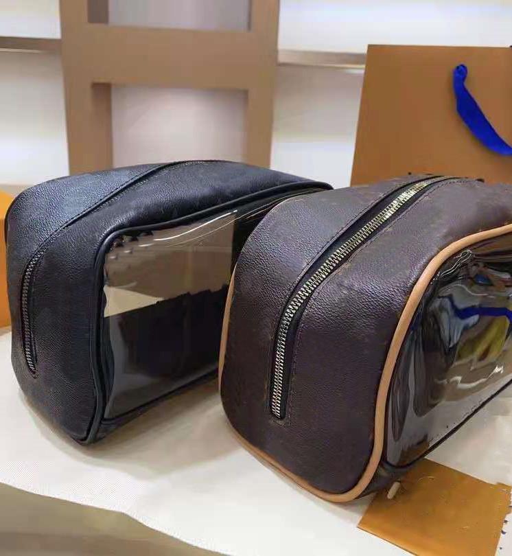 2021 spring and summer style fashion temperament men and women same make-up bag wash bag leisure handbag high-end quality
2021 spring and summer style fashion temperament men and women same make-up bag wash bag leisure handbag high-end quality