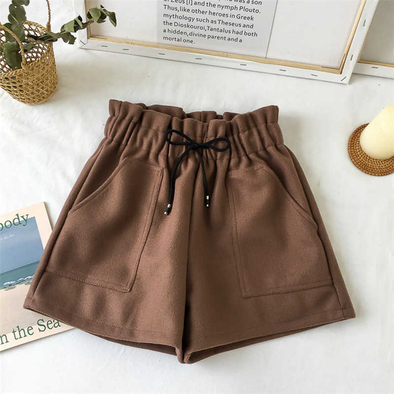 Women Shorts Autumn and Winter High Waist Shorts Solid Casual Loose Thick Warm Elastic Waist Straight Booty Shorts Pockets 210426