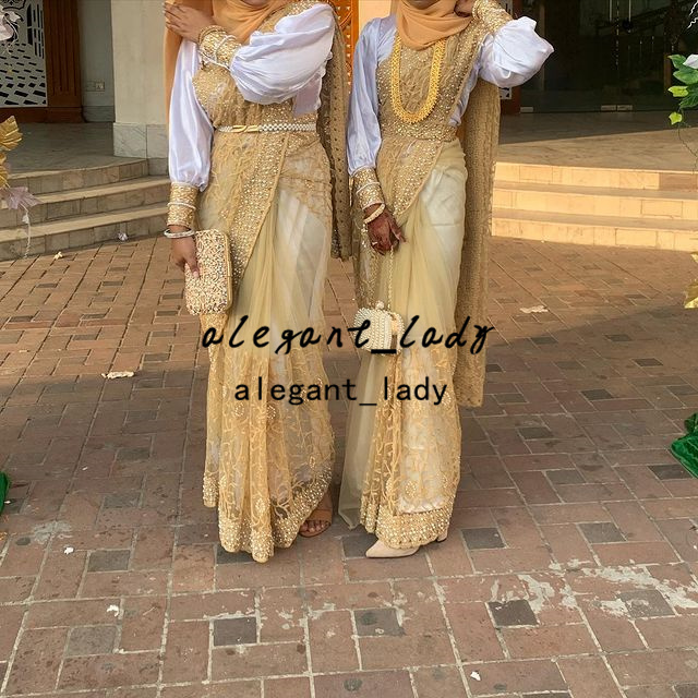 Champagne Gold Muslim Indian Wedding Dresses 2022 Luxury Sparkly Beaded Lace Hijab Kaftan Caftan Marocain Long Sleeve Bridal Gown