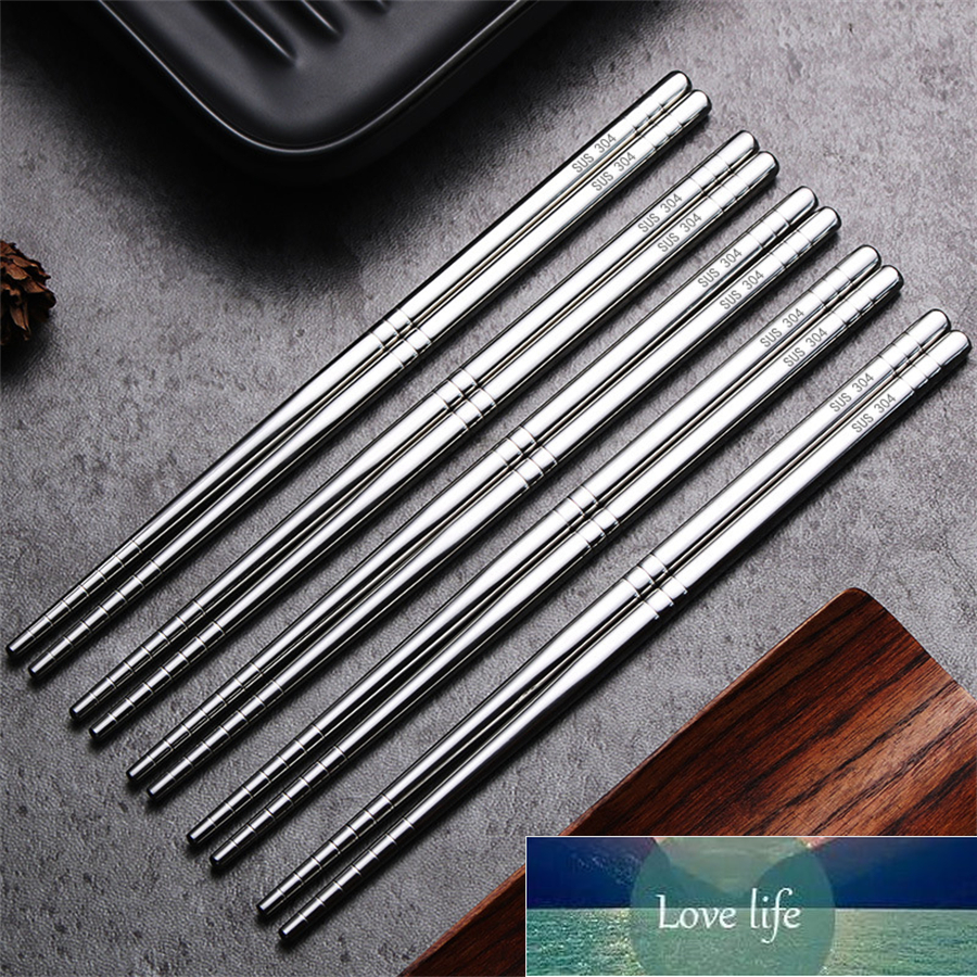 2 Pairs/Set Chinese Stylish Metal Chopsticks Non-Slip Stainless Steel Chop Sticks Set Reusable Food Sticks Kitchen Sushi Sticks Factory price expert d