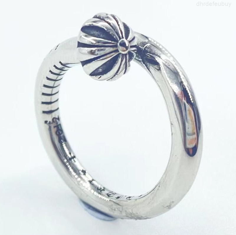 Chrome Japan Korea Trend Crusader Titanium Steel Ring Core Tail Hearts 05x5 Designer Fashion Original
Chrome Japan Korea Trend Crusader Titanium Steel Ring Core Tail Hearts 05x5 Designer Fashion Original