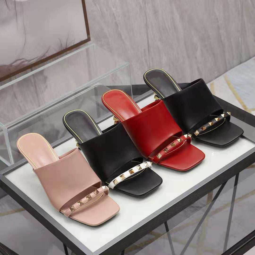 80% Off Outlet Store New women's shoes in spring and summer of thin heel with rivet sandals high heel shoes, Red
80% Off Outlet Store New women's shoes in spring and summer of thin heel with rivet sandals high heel shoes, Red