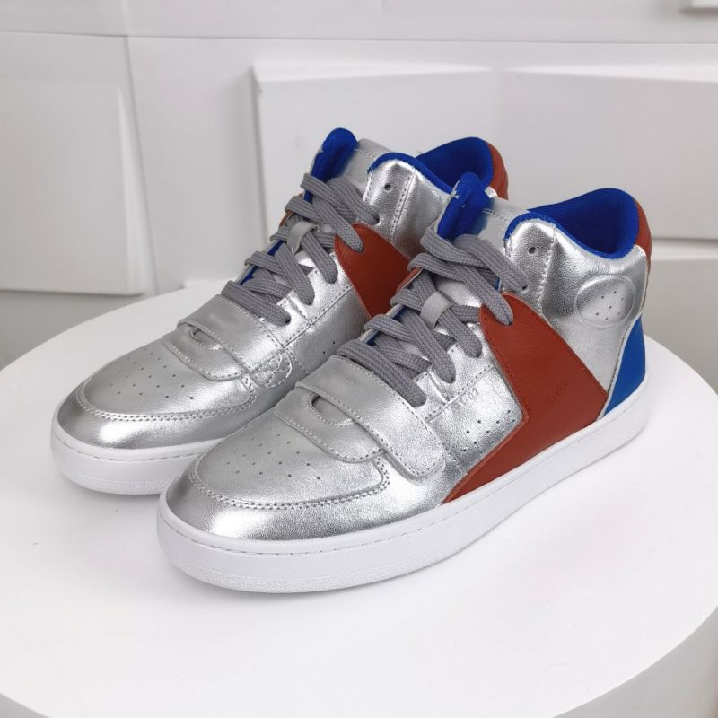 

2021 luxury Designer Couple models Basketball shoes Top fabric rubber outsole CT-02 The latest fashion trend casual women sneakers, Box