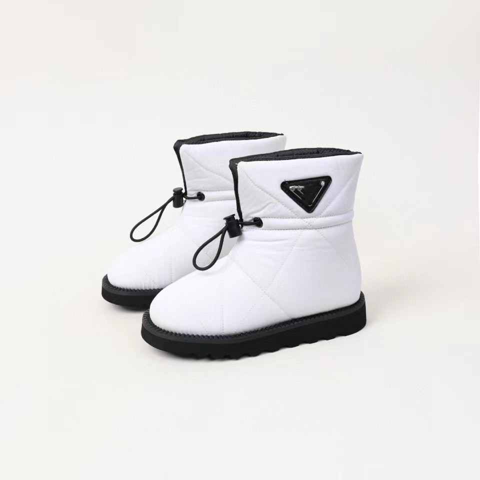 High quality famous luxury designer camping boots fashion short boot children winter snow bootss flat bottomed kids shoes bow down shoe lett, Black;grey
High quality famous luxury designer camping boots fashion short boot children winter snow bootss flat bottomed kids shoes bow down shoe lett, Black;grey