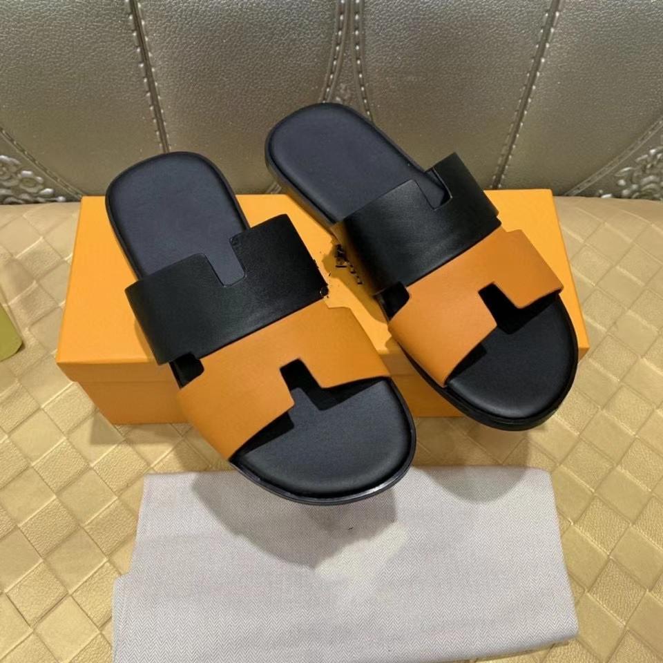 Slipper European and American slippers men's 2021 summer leather antiskid beach shoes casual fashion cool slippers men's flat bottomed men's Britishzly
Slipper European and American slippers men's 2021 summer leather antiskid beach shoes casual fashion cool slippers men's flat bottomed men's Britishzly