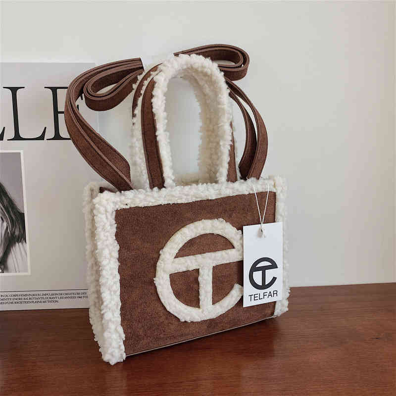 2022 New Lamb Wool Handbags Ladies Crossbody Bags Women Fur Winter Purse Luxury Fashion Shoulder Mini Telfars Bag Gifts for Girls, Only extra shipping(not for sale)
2022 New Lamb Wool Handbags Ladies Crossbody Bags Women Fur Winter Purse Luxury Fashion Shoulder Mini Telfars Bag Gifts for Girls, Only extra shipping(not for sale)