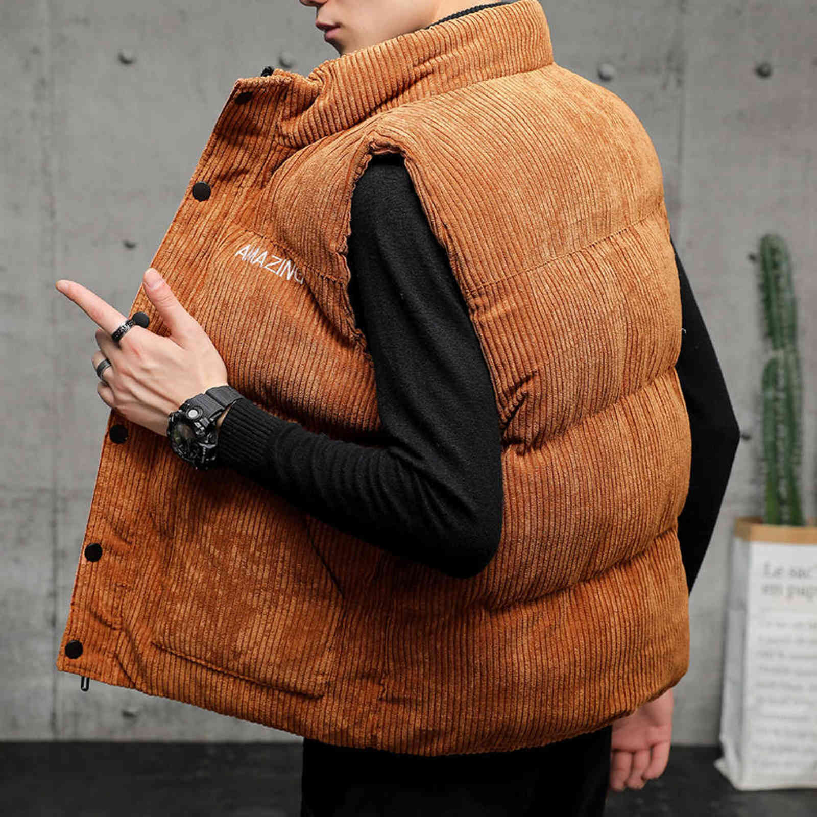 Winter Corduroy Vest Men Warm Coat Stand Collar Sleeveless Jacket Thicken Cotton Padded Gilet Men Thermal Waistcoat 211111