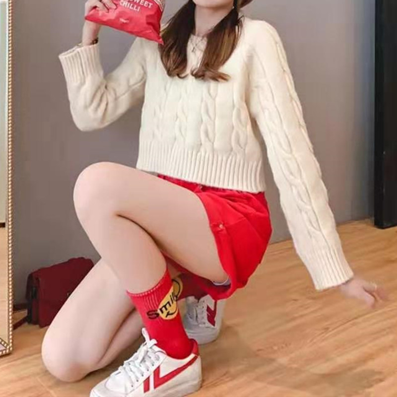 Korean Women Short Sweater Woman Round Neck Solid Color Long-sleeved Knitted Top Bottoming Autumn Winter Tops 210514