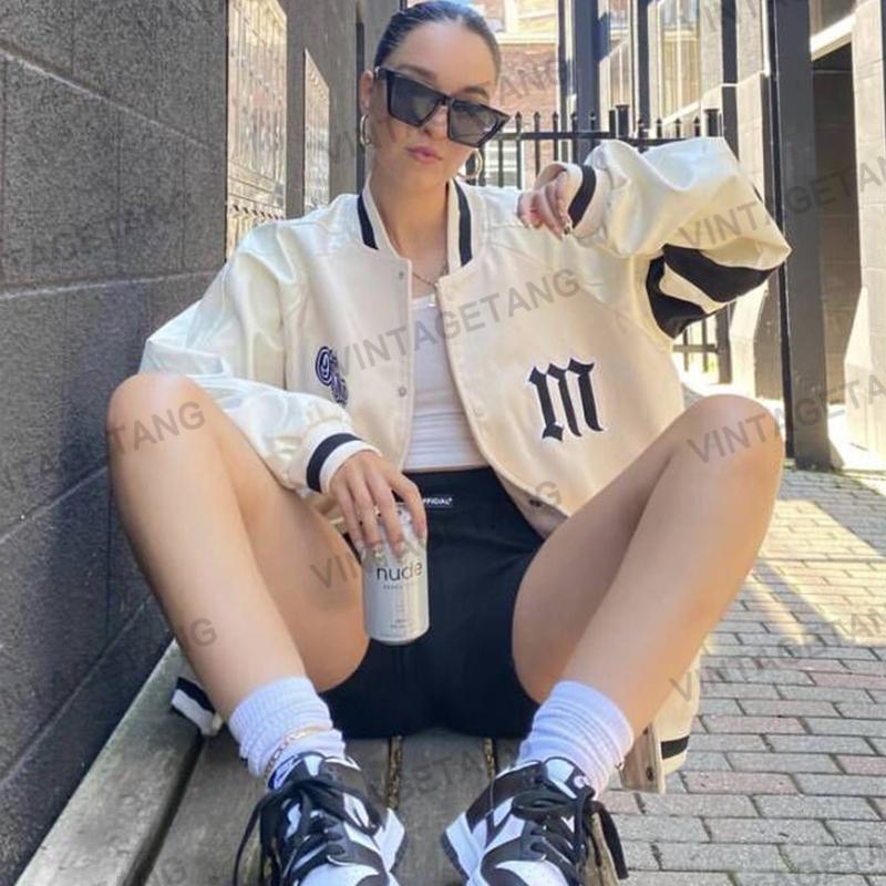 Women' Jackets B-TOTO American Retro Beige Letters Baseball Uniform Jacket Female Tide Ins Autumn 2021 Fashion, Rice white
Women' Jackets B-TOTO American Retro Beige Letters Baseball Uniform Jacket Female Tide Ins Autumn 2021 Fashion, Rice white
