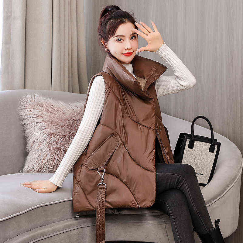 ISENMAL Student Autumn Winter Women Loose Vest Stand Collar Girls Jacket Cotton Padded Lady Windproof Warm Waistcoat 211130wtt