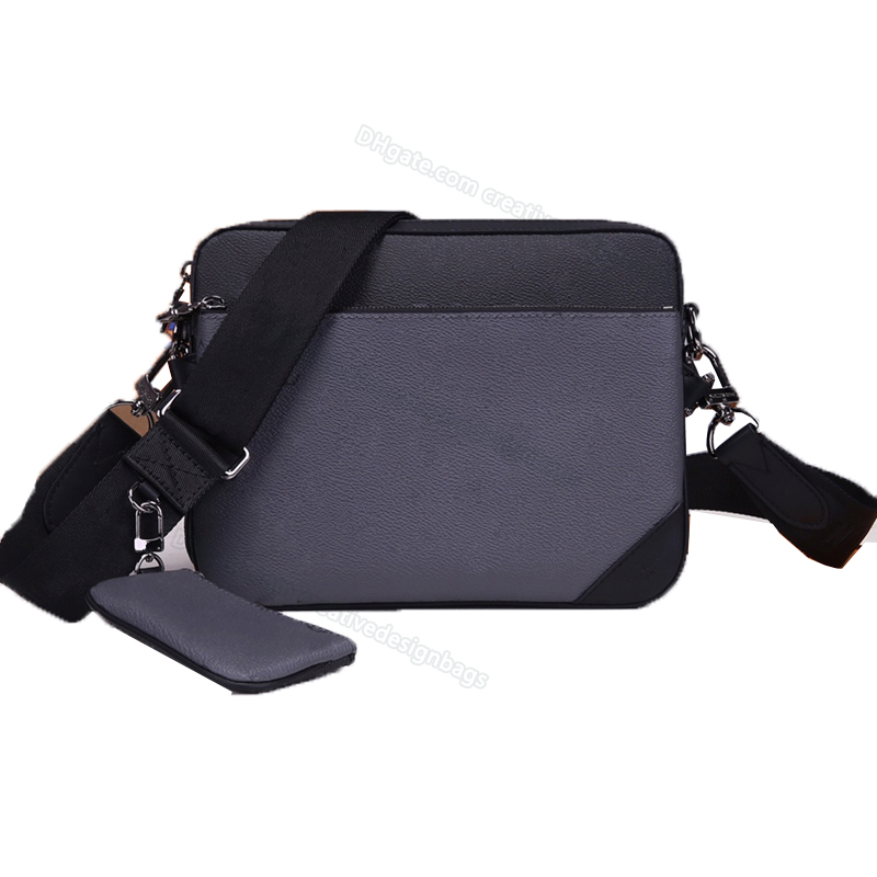 Men's messenger bags Three-piece suit TRIO bag Eclipse reverse canvas fashionable leather silver metal trim single shoulder strap coin purse clutch 69443 L088, M69443
Men's messenger bags Three-piece suit TRIO bag Eclipse reverse canvas fashionable leather silver metal trim single shoulder strap coin purse clutch 69443 L088, M69443