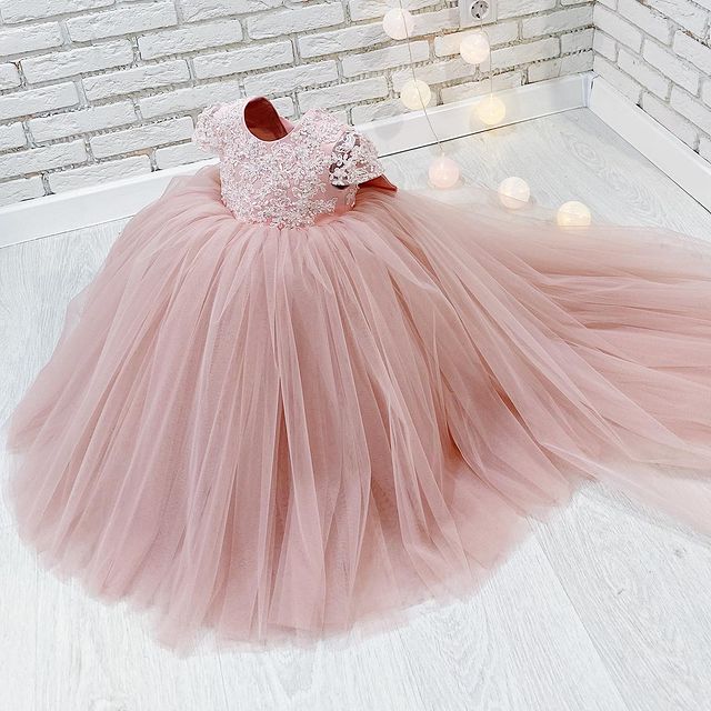 2021 Blush Pink Lace Flower Girl Dresses Ball Gown Beaded Backless Tulle Lilttle Kids Birthday Pageant Weddding Gowns