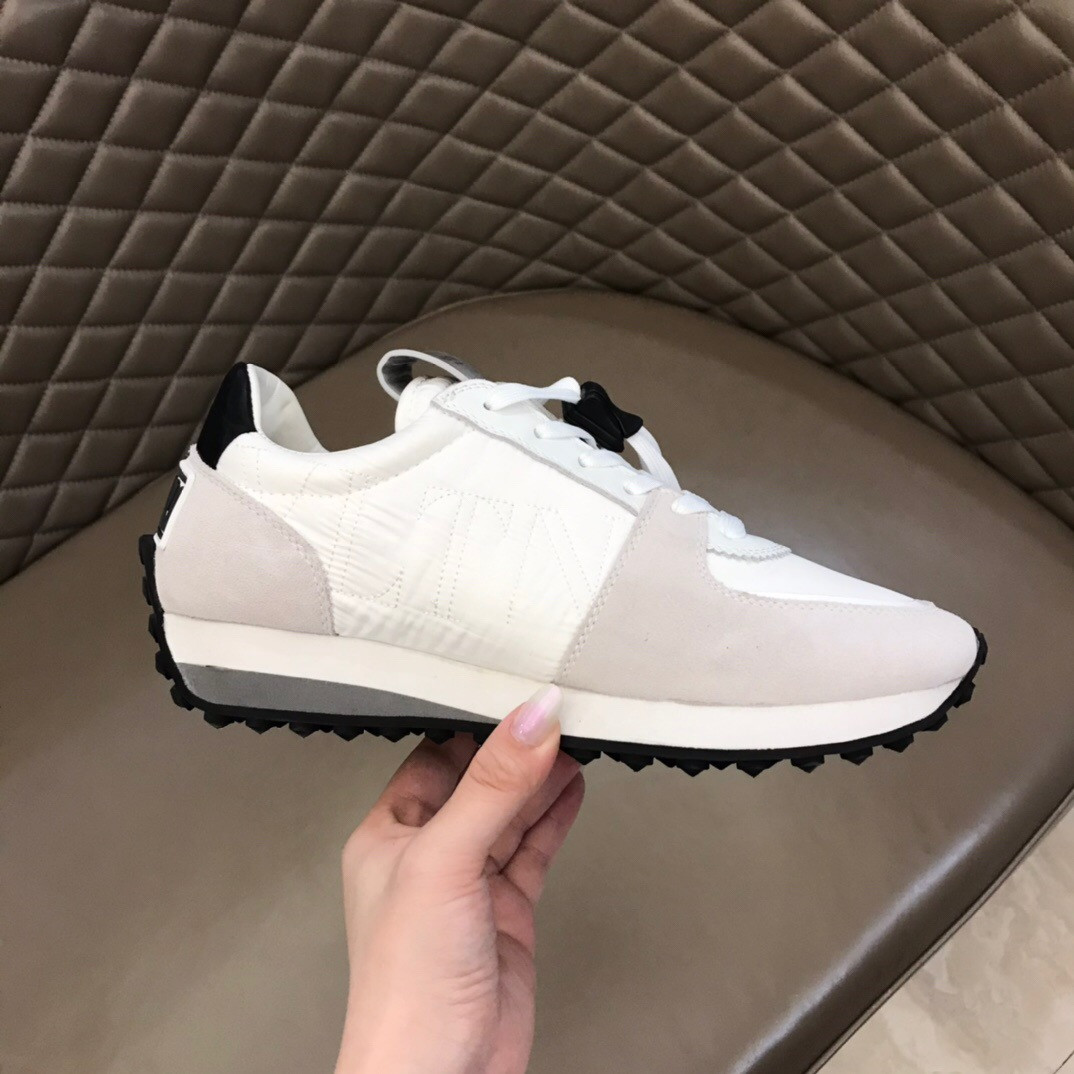 2021 High quality mens designers shoes Casual Sneakers Sport Fashion Shoess Trainer white and black size38~45 Dress shoesss
2021 High quality mens designers shoes Casual Sneakers Sport Fashion Shoess Trainer white and black size38~45 Dress shoesss