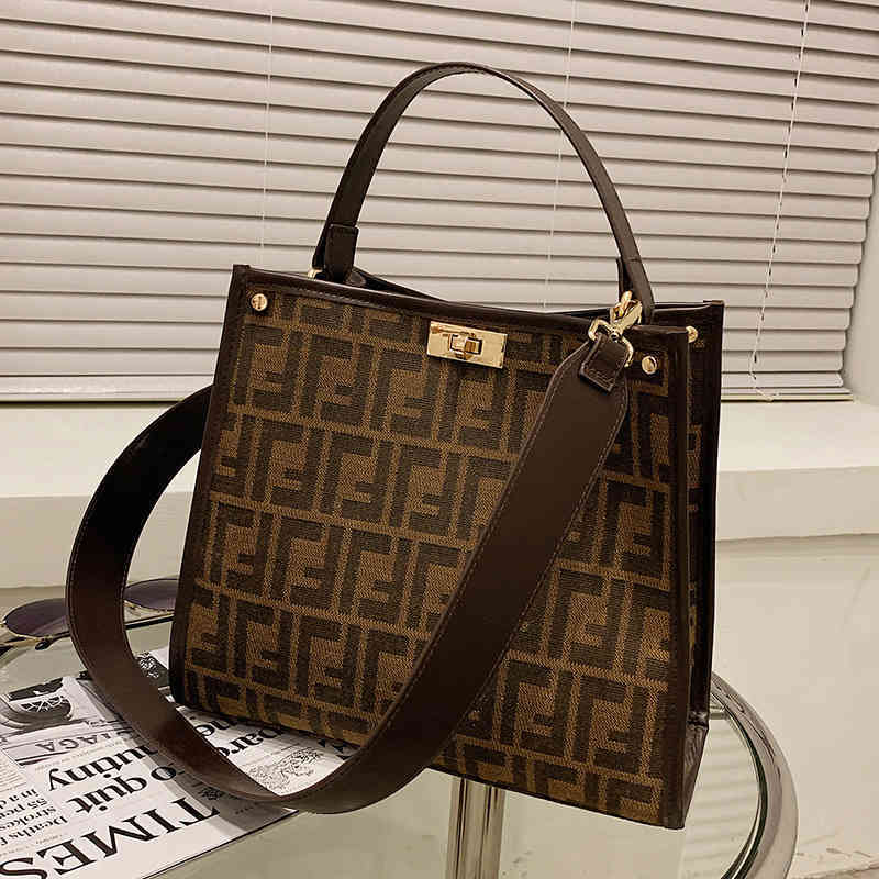 2022 up to 50% coupon Luxury handbags fenjiawang red fashion single shoulder capacity messenger bag women's hand-held Tote Bag, Brown
2022 up to 50% coupon Luxury handbags fenjiawang red fashion single shoulder capacity messenger bag women's hand-held Tote Bag, Brown