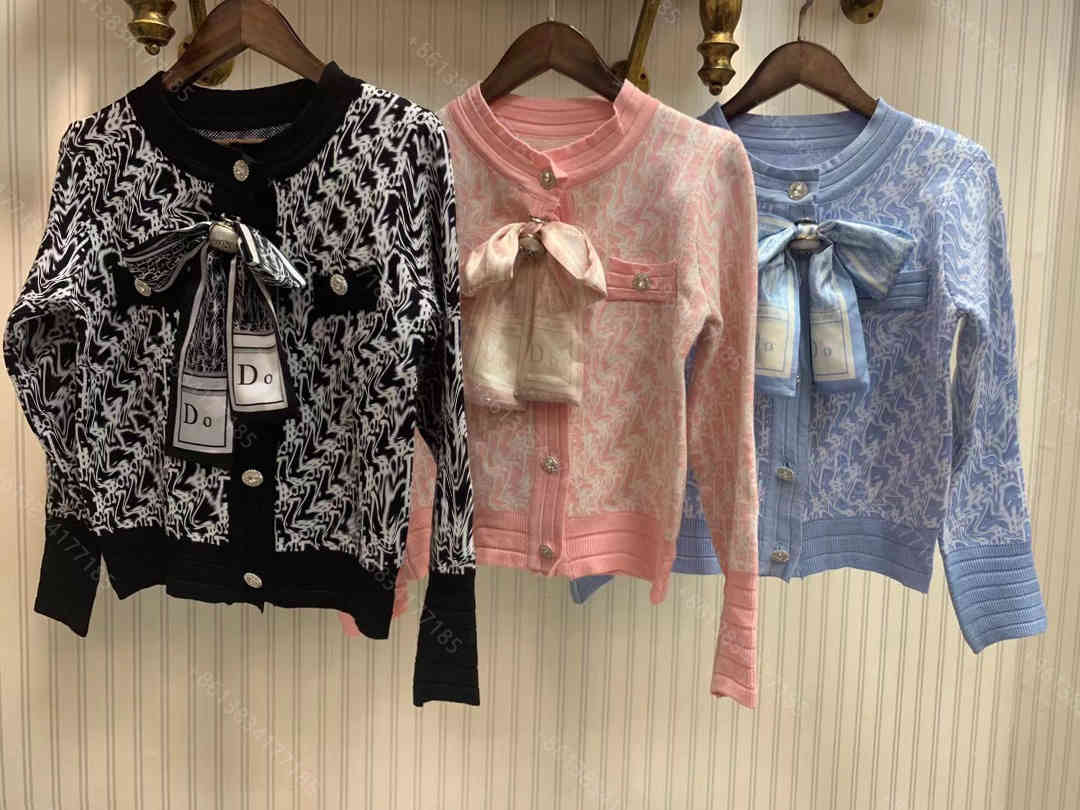 Women wool knit sweater coat casual designer round neck pullover long sleeve sweaters hoodies brand crochet mujer super large elastic letter, White;black
Women wool knit sweater coat casual designer round neck pullover long sleeve sweaters hoodies brand crochet mujer super large elastic letter, White;black