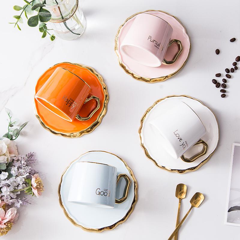 

Mugs Luxury Coffee Cup And Saucer With Glod Handle Spooon Set Ceramic Mug Afternoon Tea Gift 180ml, Pink